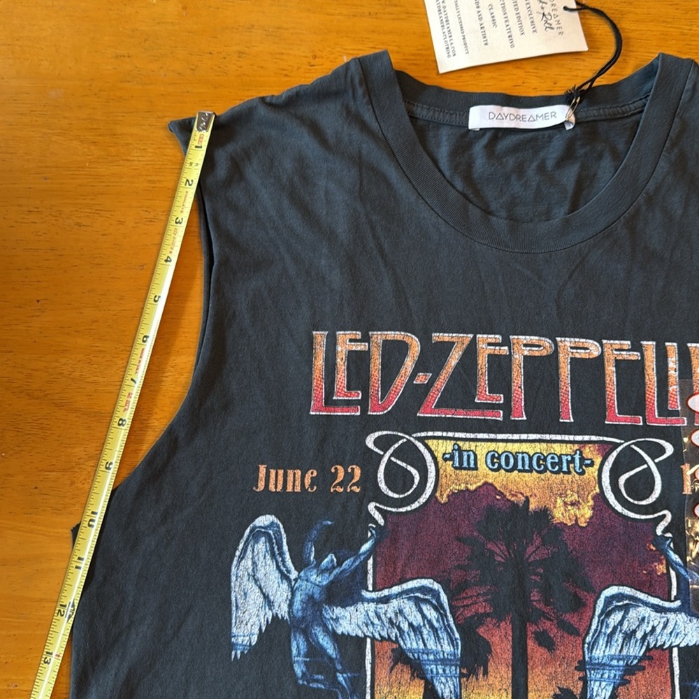 Day Dreamer Rock n Roll series shirt. LED-Zeppelin. Size medium. New w/ tag - Picture 8 of 13